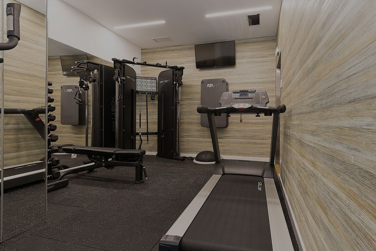 Leaf Boutique Hotel home-banner-5